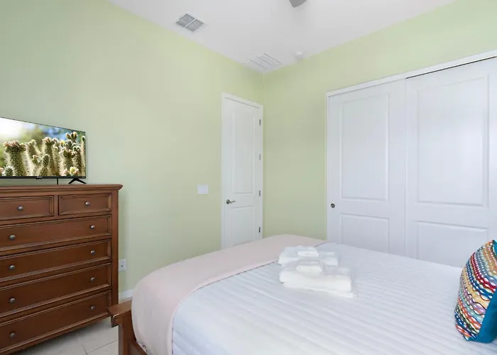 Holiday home Luxury Oasis W Pool & Queen Creek